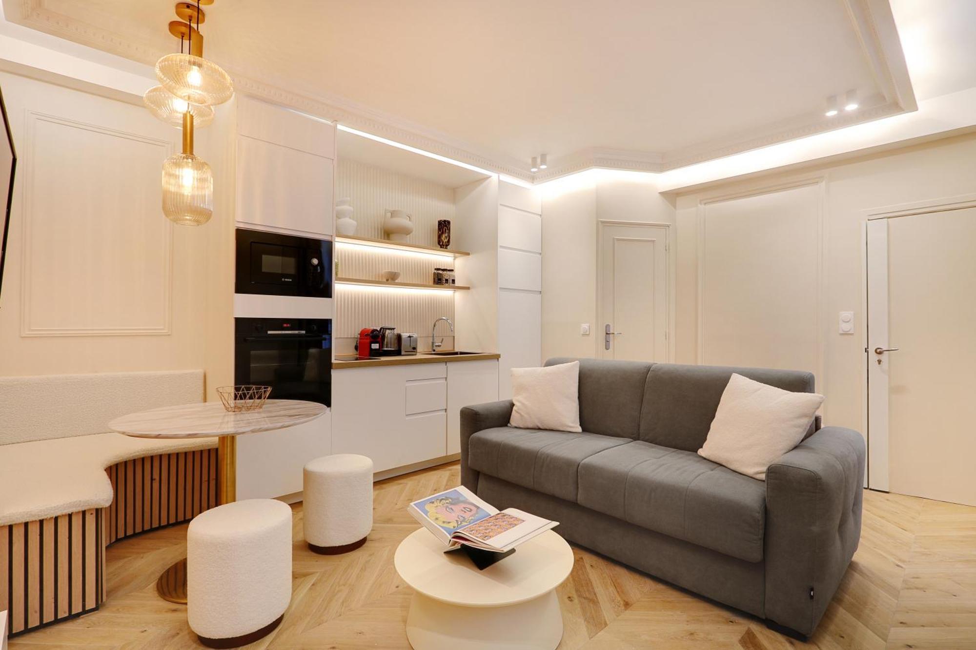 Off Majesti Upper Marais Apartment- Rue Du Faubourg Saint-Martin Paris Bagian luar foto